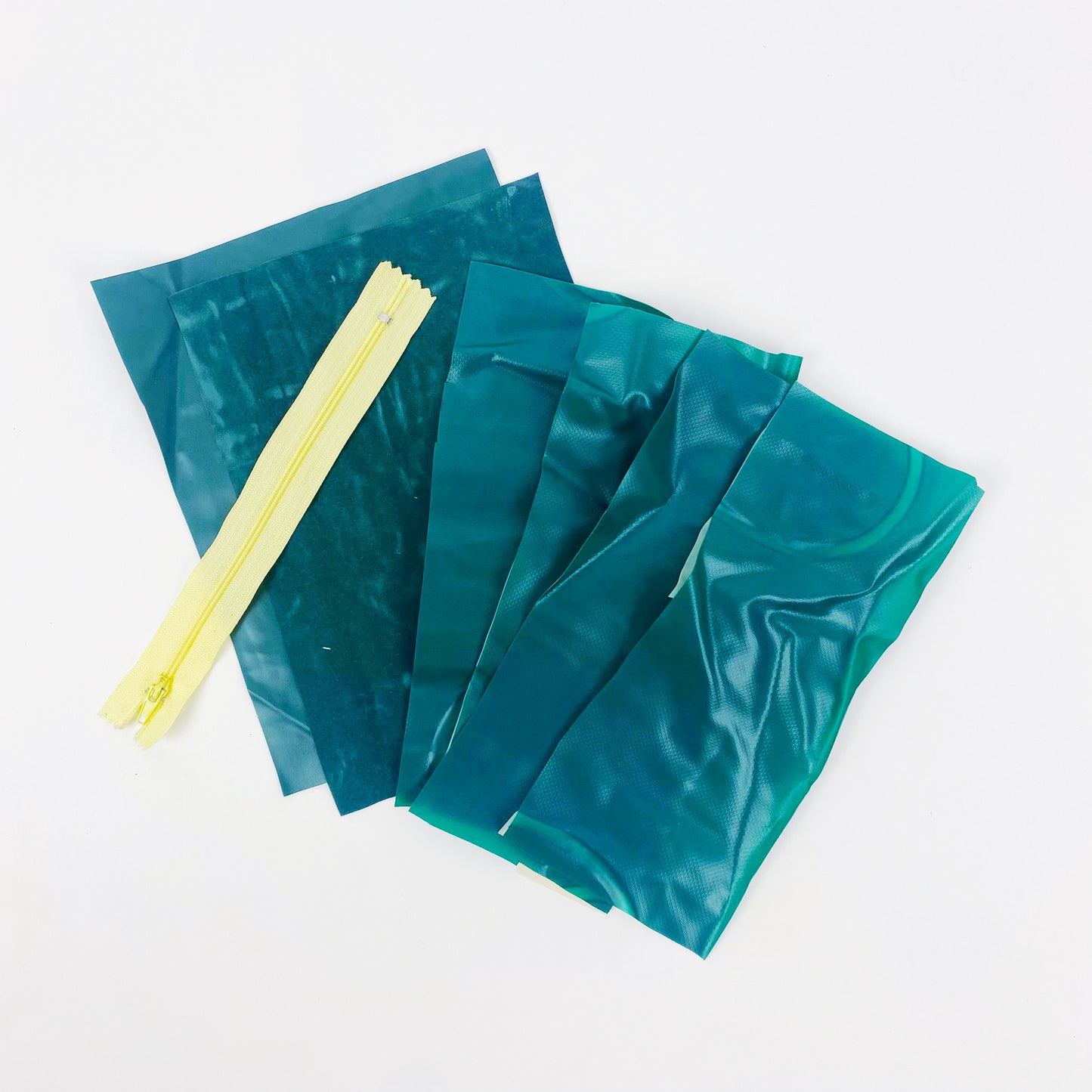 Make It Yourself / Air Bed Zip Pouch Pieces