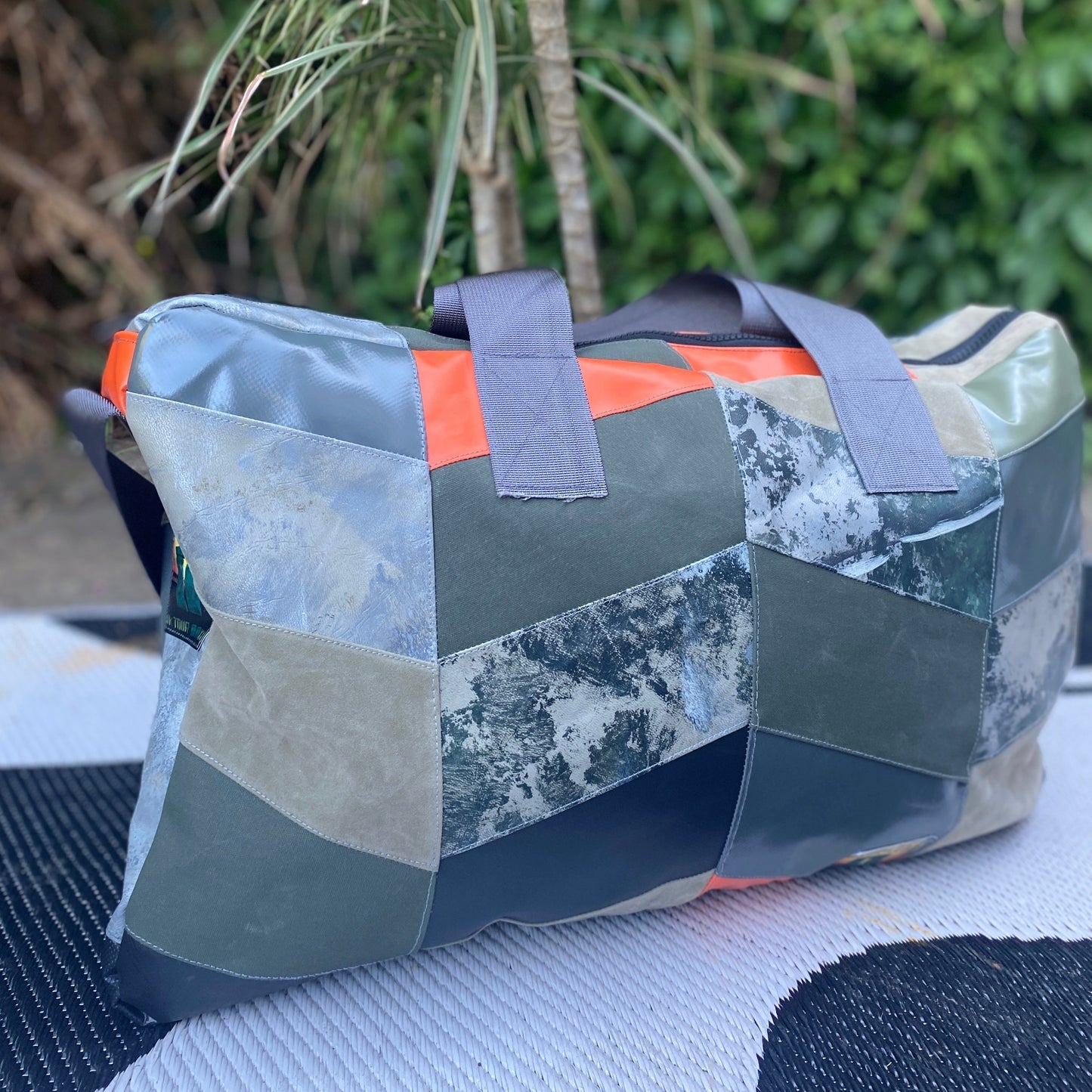 The Chevron Holdall