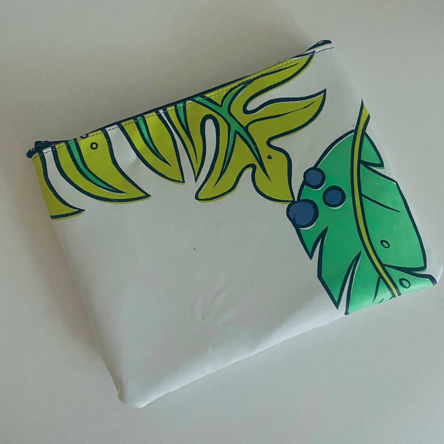 Medium Zip Pouch