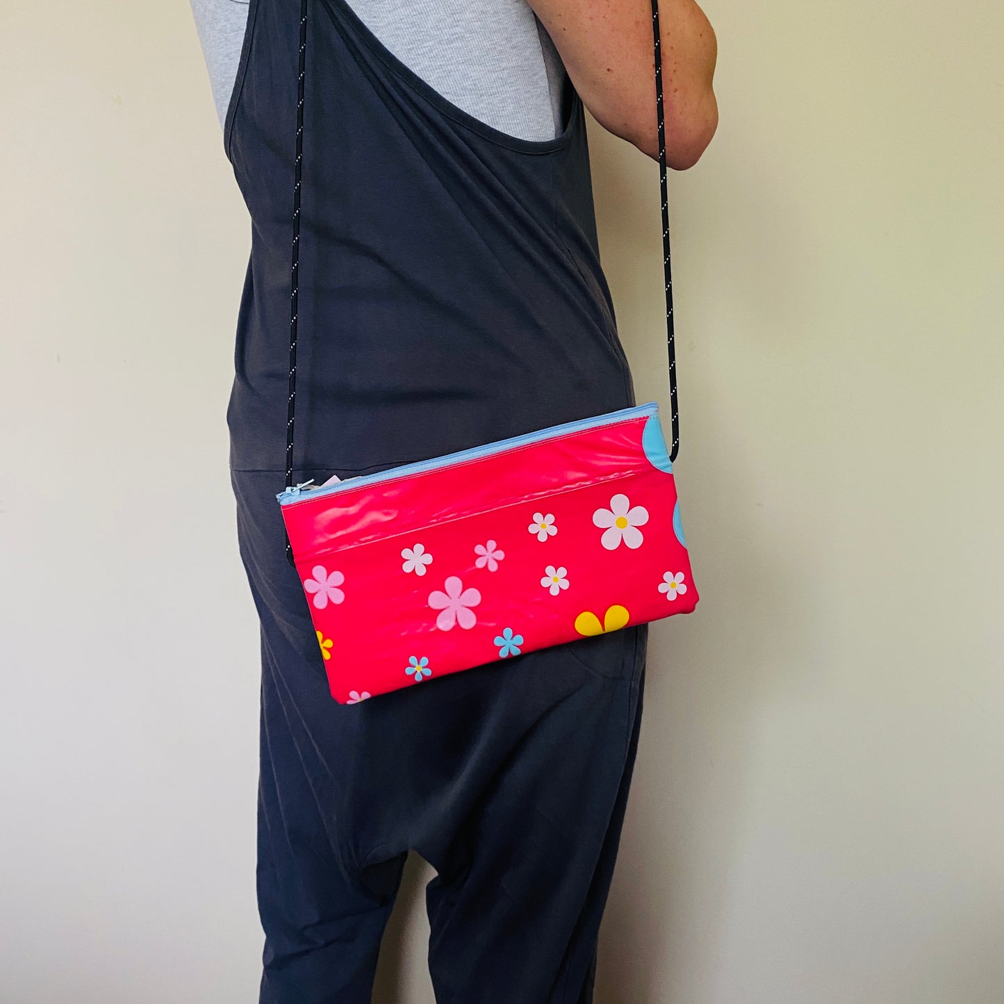 Zipped String Pouch // SALE