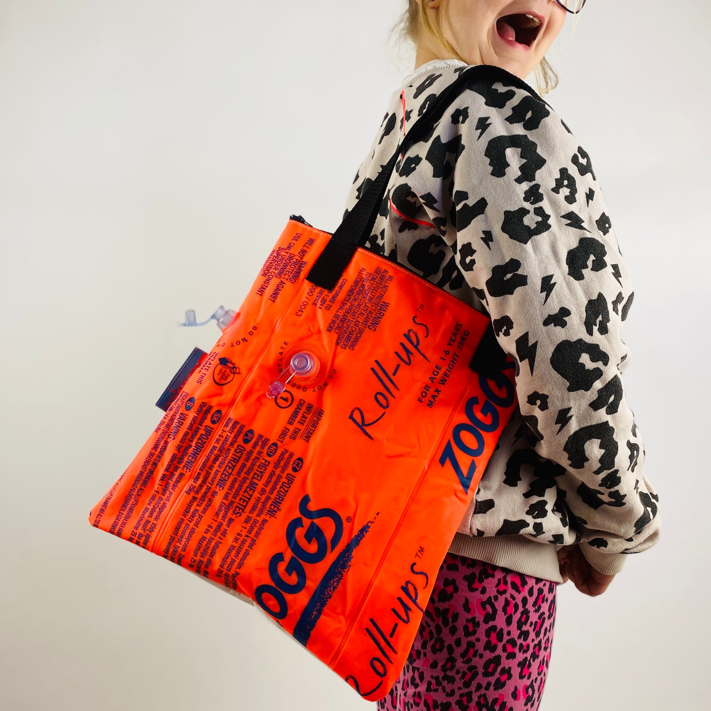 Junior Ultra Mini Water Wing Zip Tote