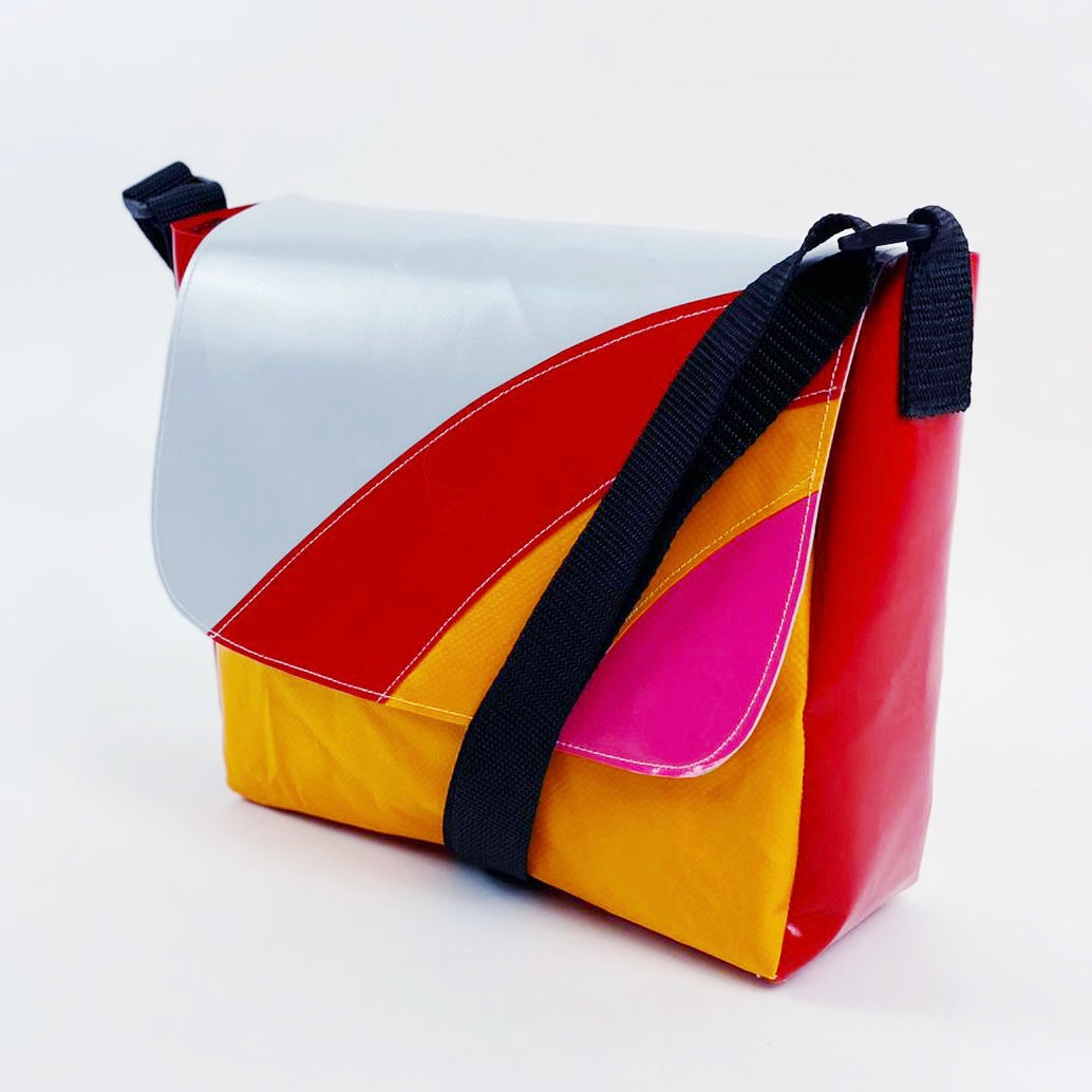 Junior *mini* Mini Retro Rainbow Messenger