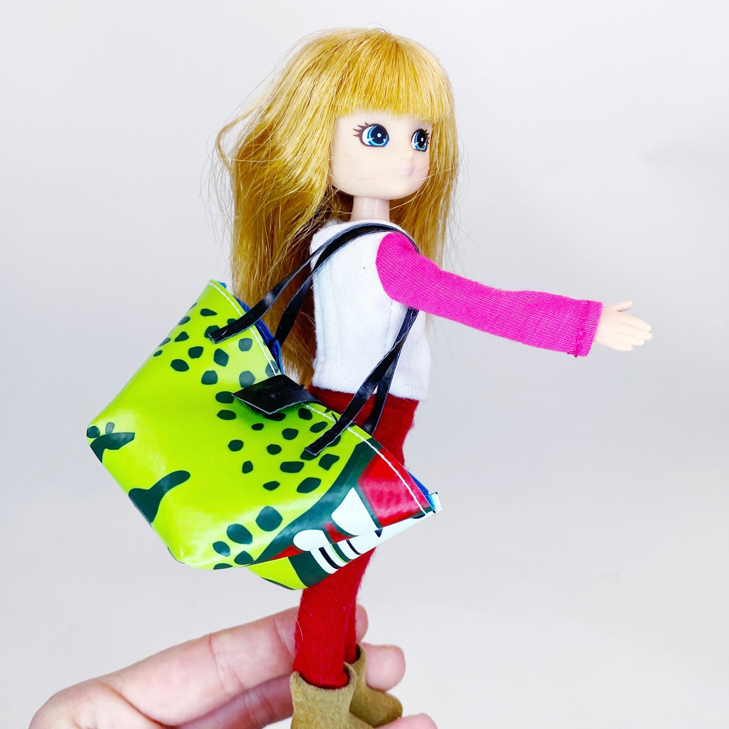 Tiny, Micro & Doll Bags