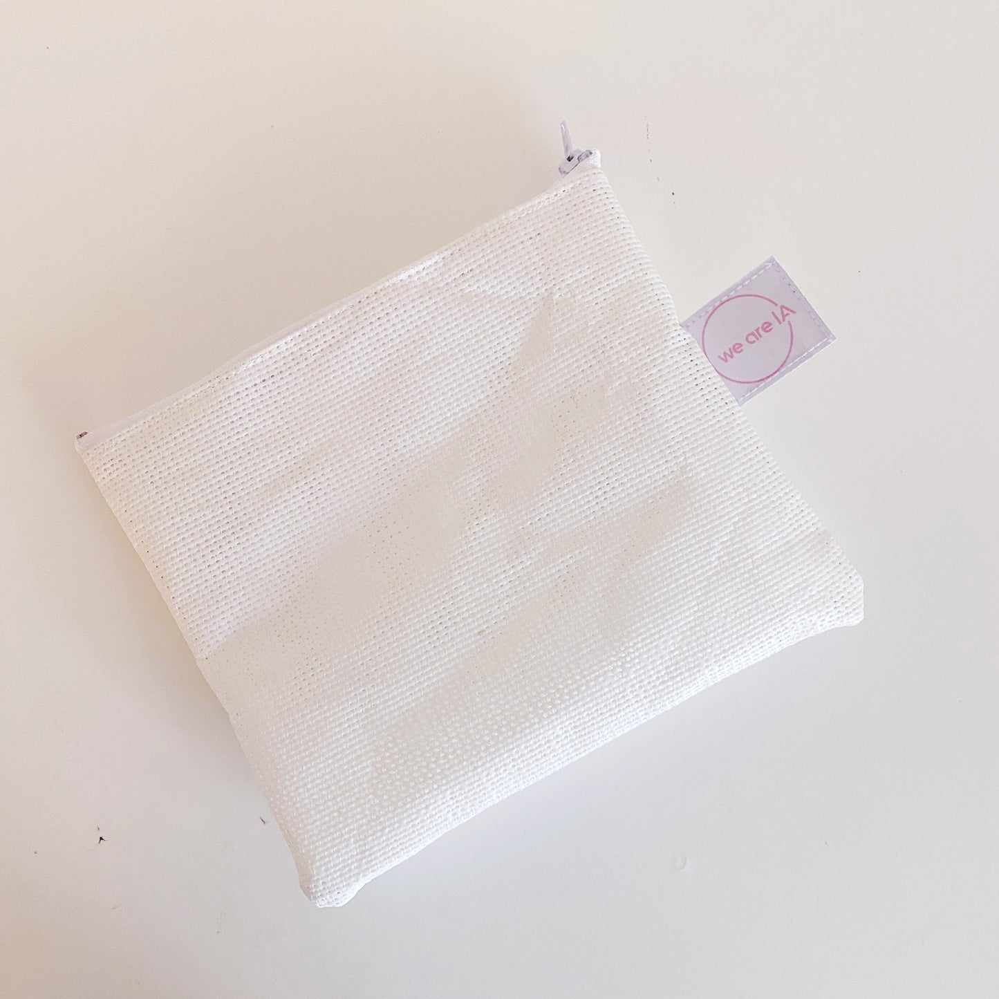 Mesh Medium Zip Pouch