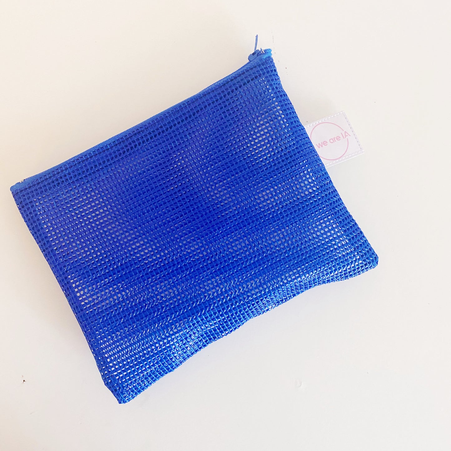 Mesh Medium Zip Pouch