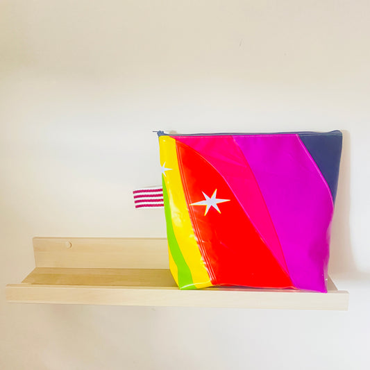 Stand Up Wash Bag