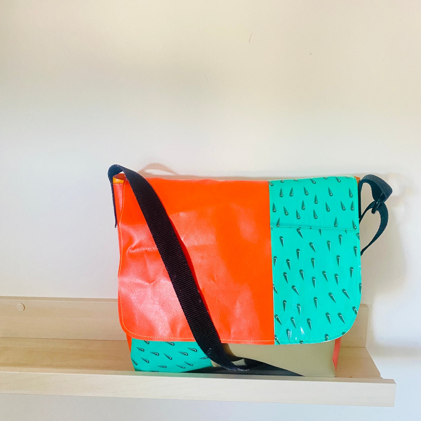 Mini Messenger