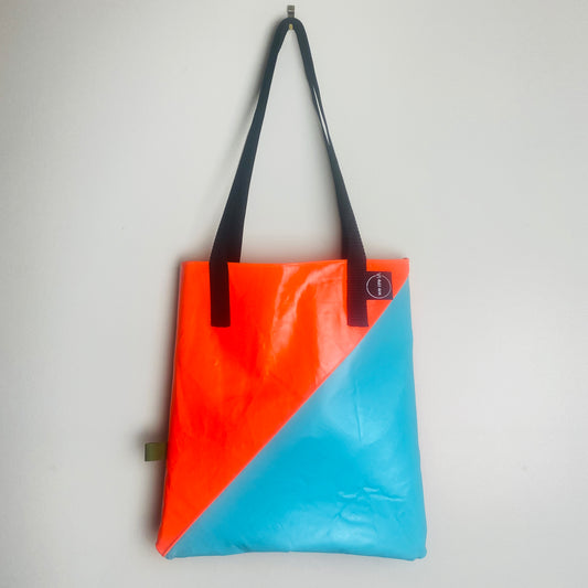 Zipped Tote