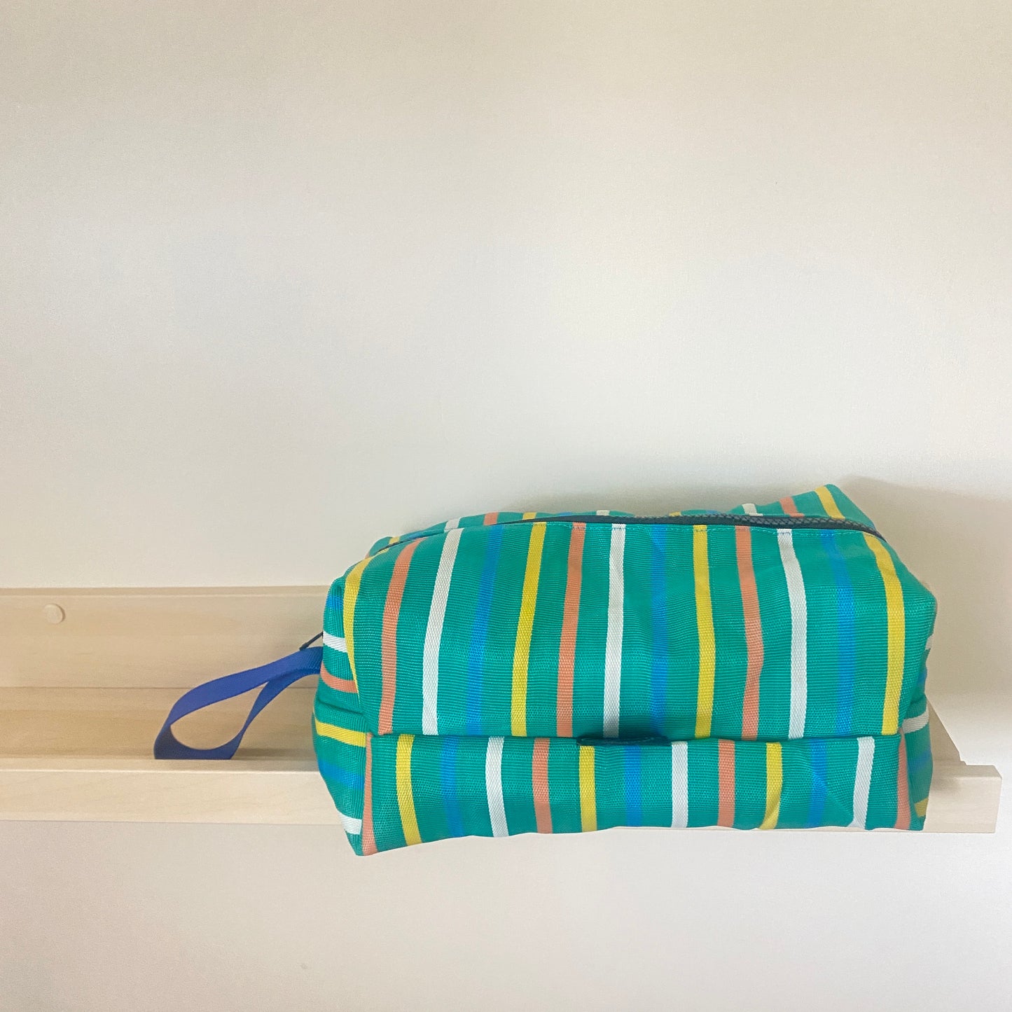 Deckchair Canvas Box Wash Bag