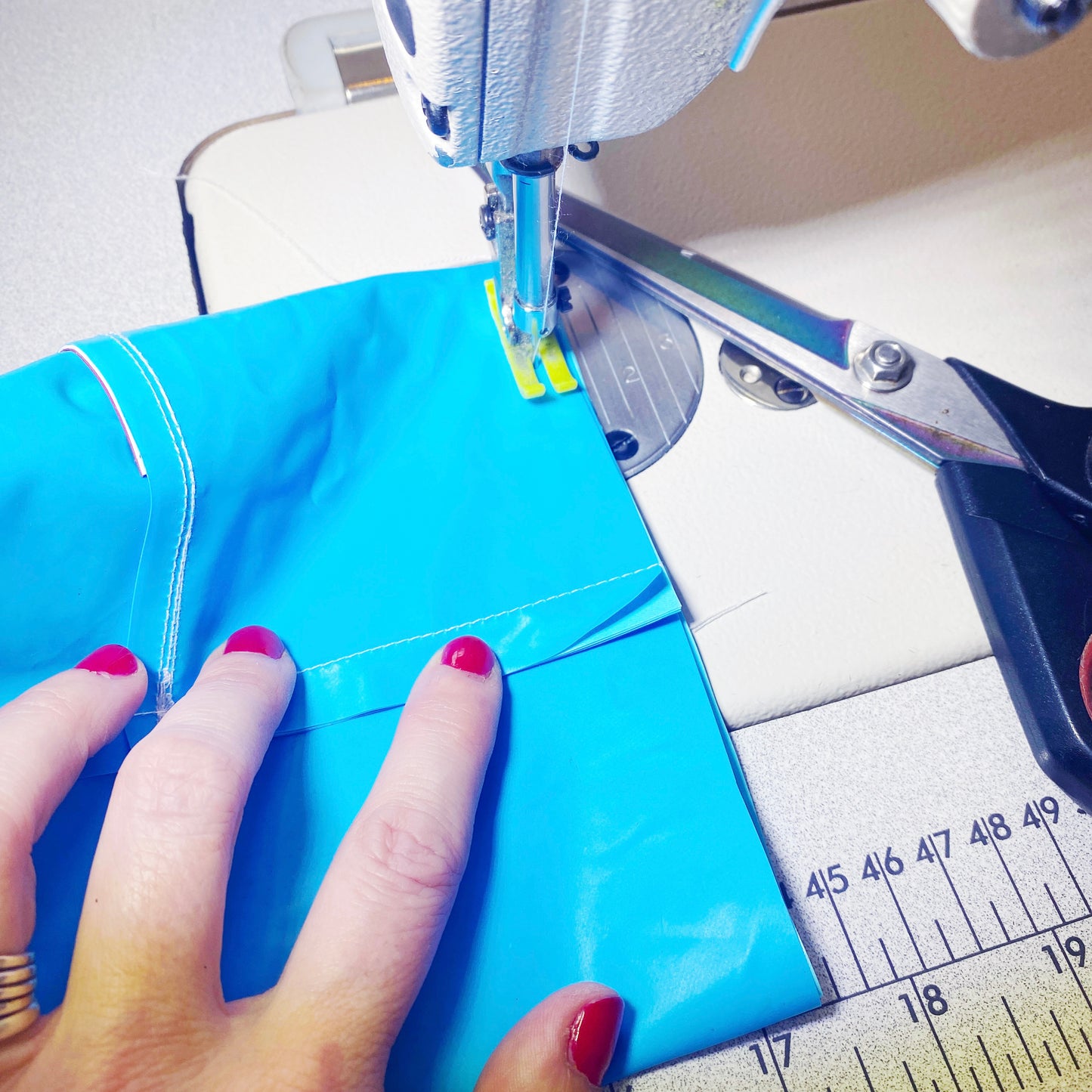 Make It Yourself / Triangle Pouch Pieces [makes 5 pouches]